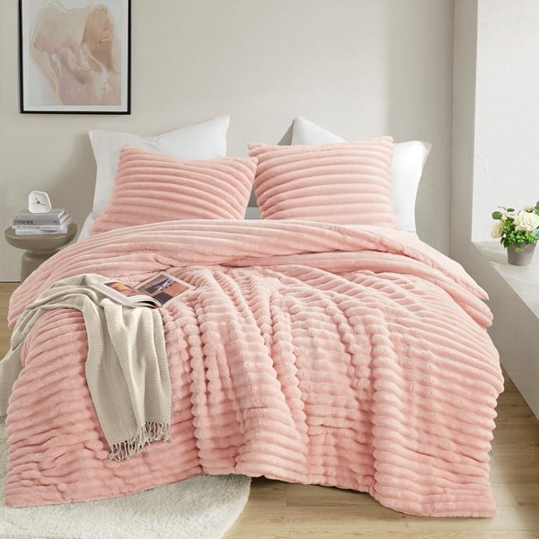 AM10-0276 Ombak Fluffy Ribbed Plush Comforter Set, Pink - King Size & California King