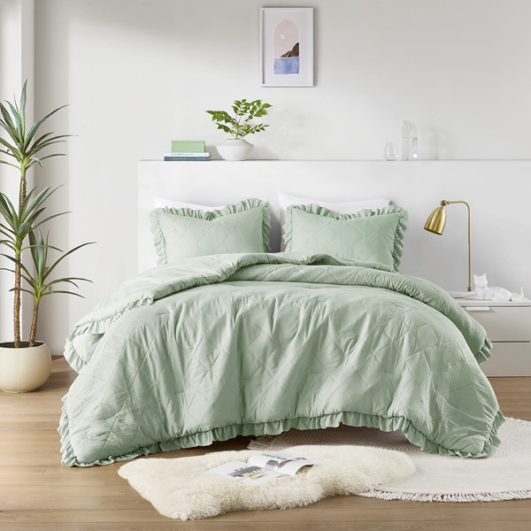 AM10-0198 Hannah Diamond Quilted Ruffle Edge Comforter Set, Sage - Full & Queen Size