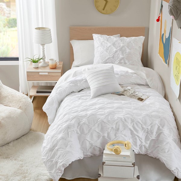 AM10-0158 Bailey Diamond Pintuck Pleated Woven Comforter Set, White - Twin & Twin Extra Large Size