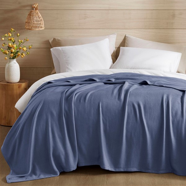 Picture of Madison Park AM51-0525 Bamboo Cotton Rayon Blanket&#44; Navy - King Size