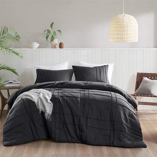 AM10-0145 Walker Soft Washed Pleated Comforter Set, Black - King Size