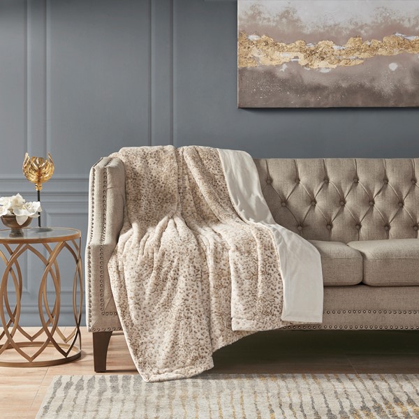 MP50-8528 50 x 60 in. Zuri Faux Fur Throw - Leopard