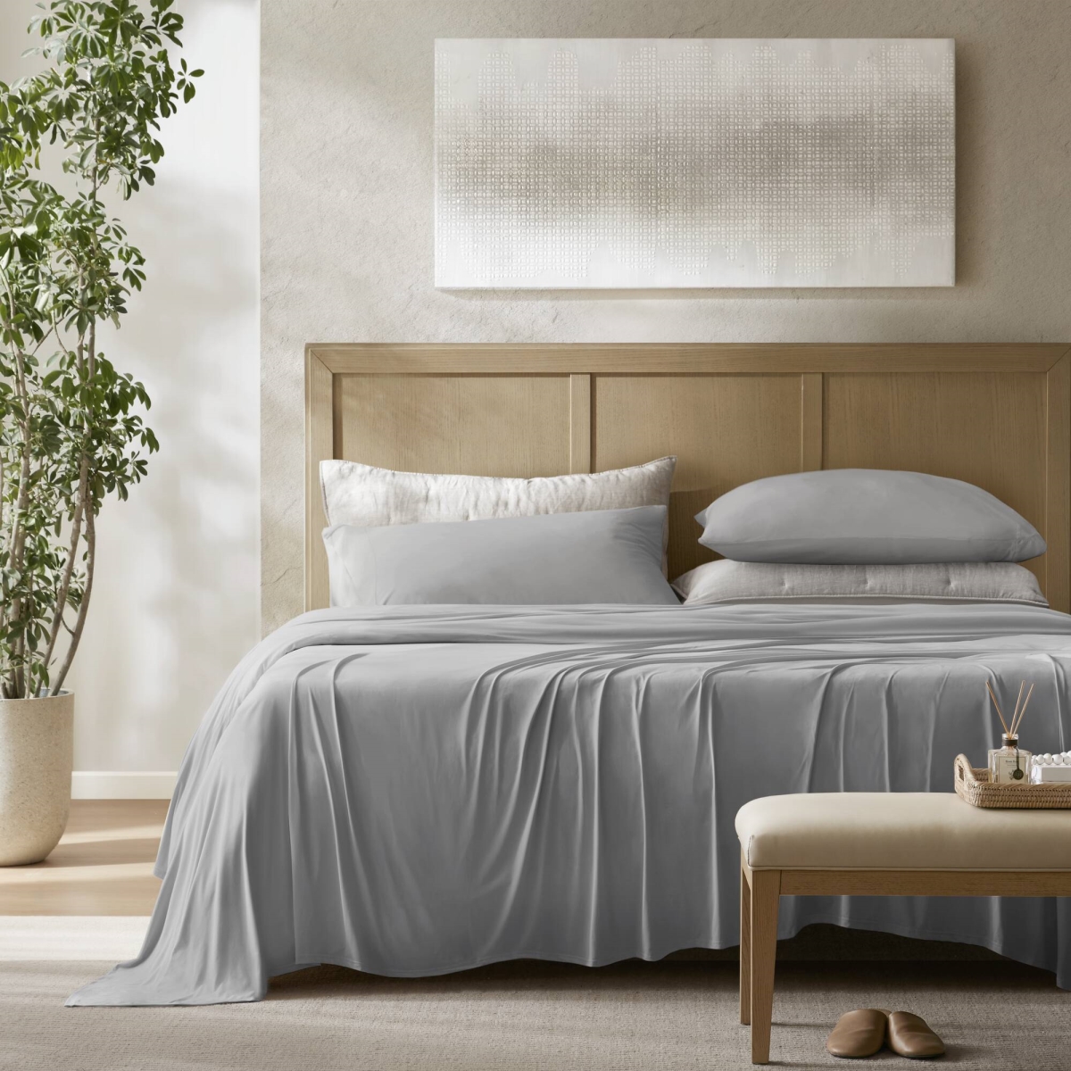 Picture of Harbor House HHD20-1909 Stretch Jersey Sheet Set&#44; Grey - California King Size - Set of 4