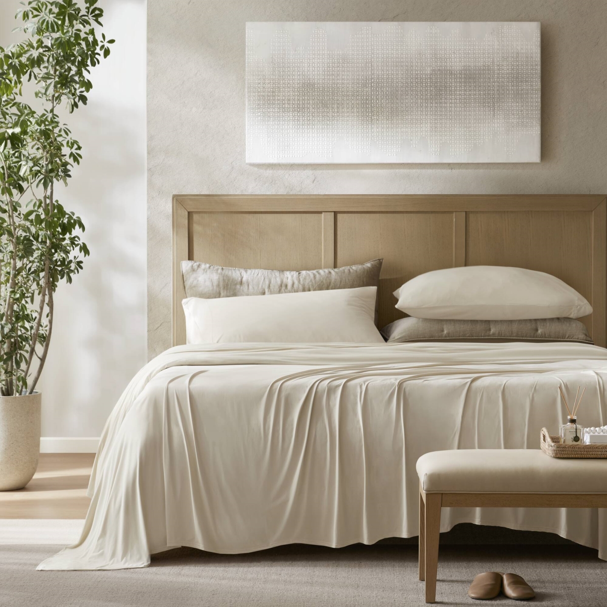 Picture of Harbor House HHD20-1900 Stretch Jersey Sheet Set&#44; Ivory - King Size - Set of 4