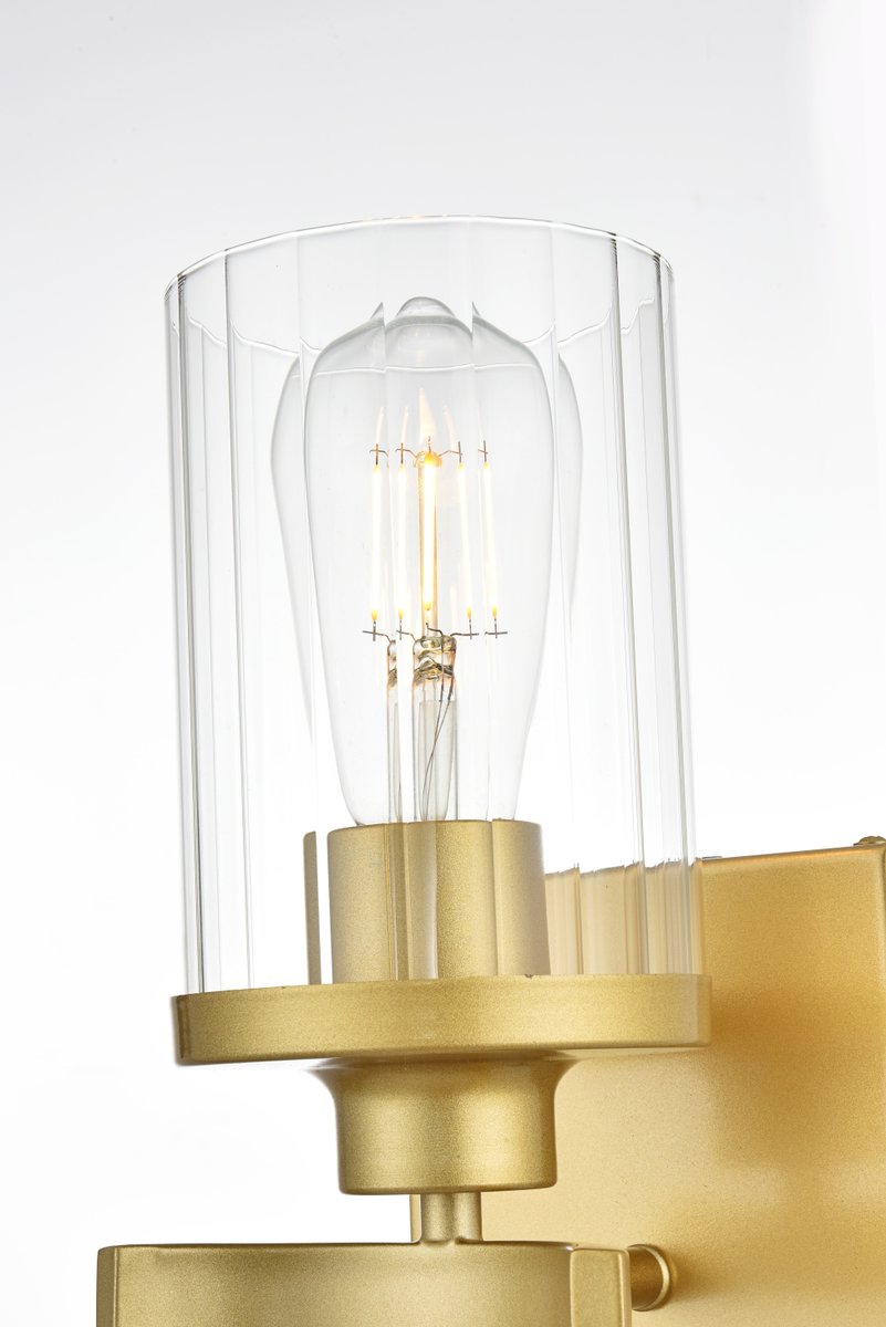 5.6 in. Saanvi 1 Light Brass & Clear Bath Sconce