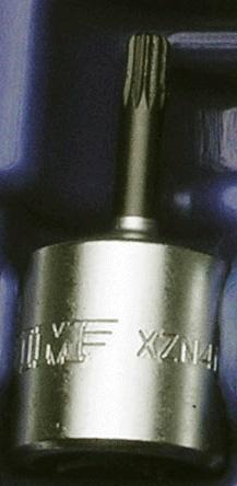 VMXZN104 4 mm Triple Square Socket