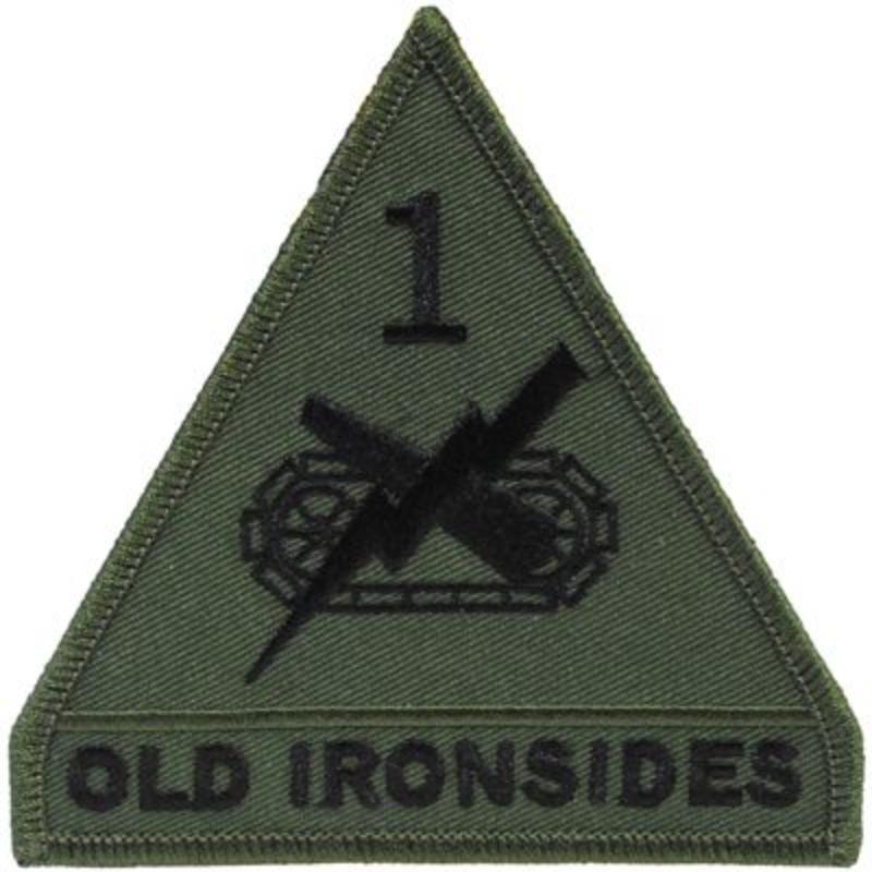 PM0697 Patch - Army, 1St Armored Division - 3.63 in. Wide
