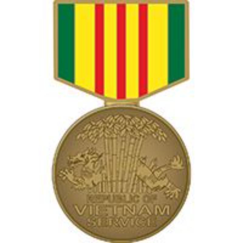 P14759 Pin - Medal, Vietnam, Service - 1.181 in.