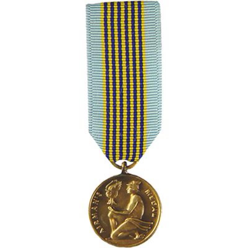 M2018 Mini Medal - Airmans - 2.25 in.