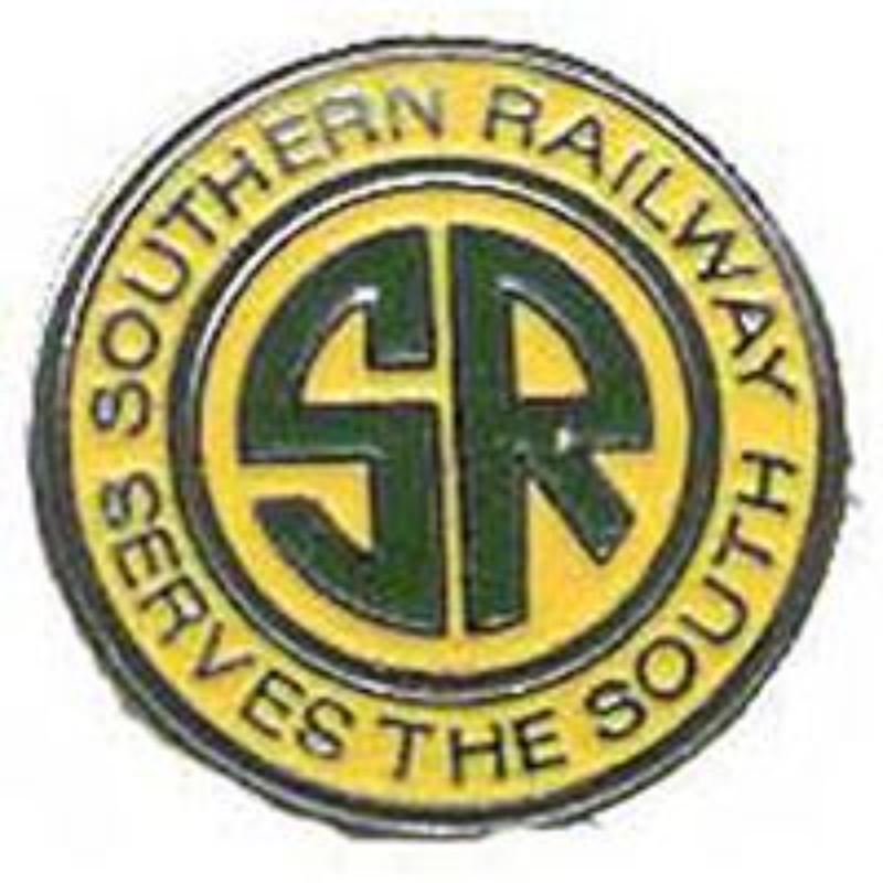 P01041 Pin - RR, Southern Pacific Railroad - 1 in.