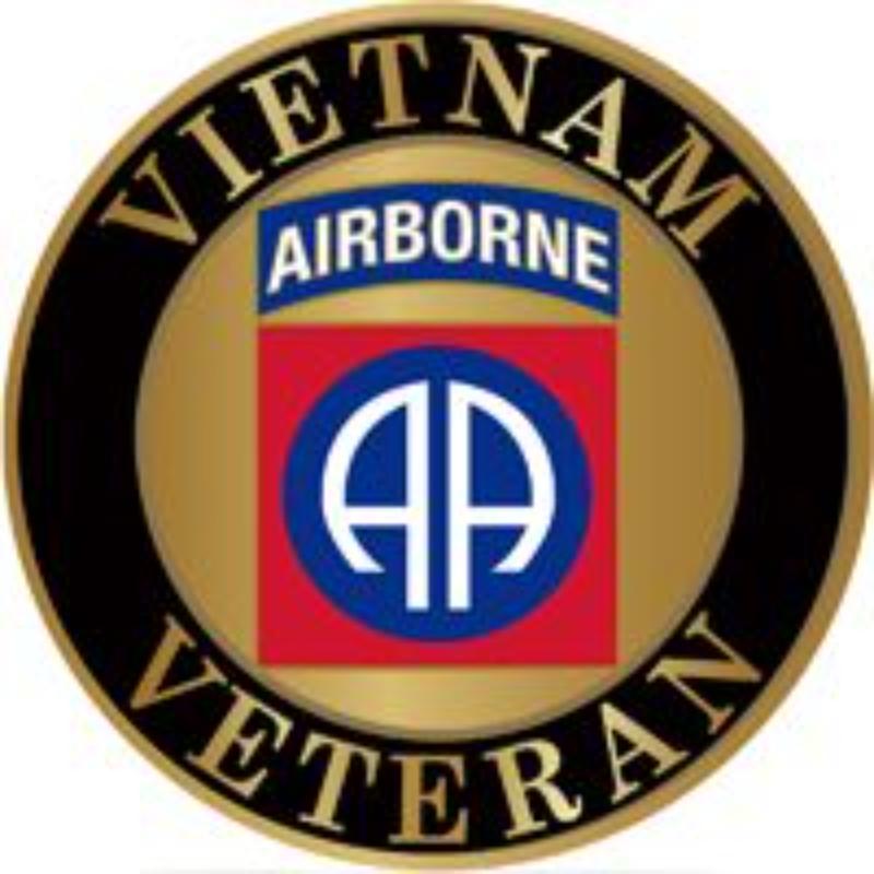 P14812 Pin - Vietnam, 82nd Airborne - 1 in.