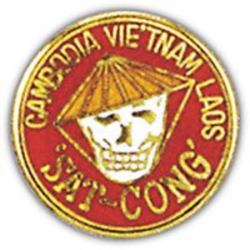 P14989 Pin - Vietnam, Sat Cong - 1 in.