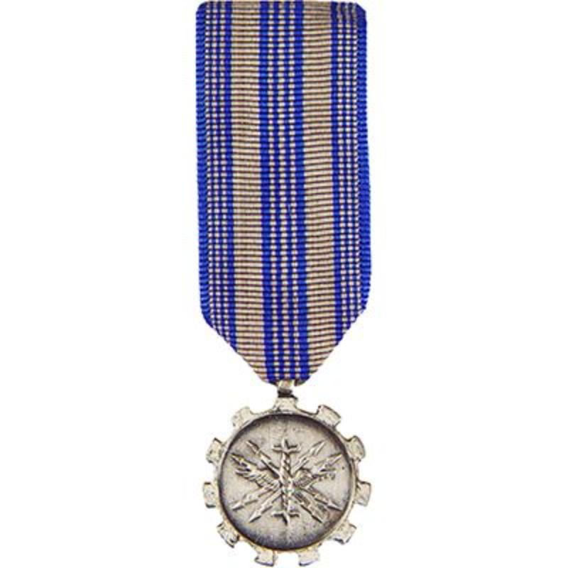M2031 Mini Medal - USAF, Achievement - 2.25 in.