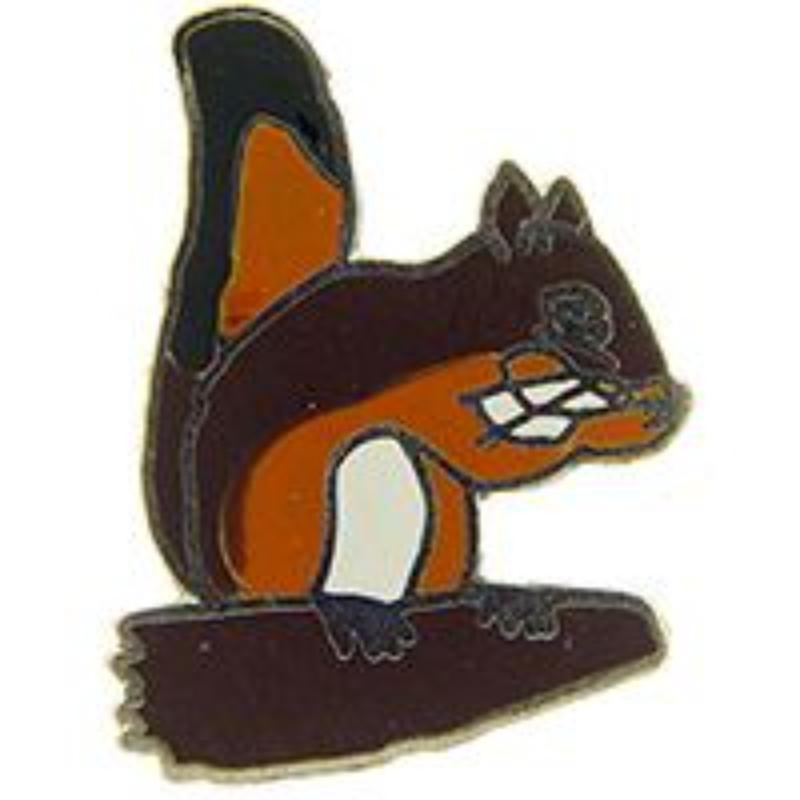 P00299 Pin - Squirrel, Eating - 1 in.