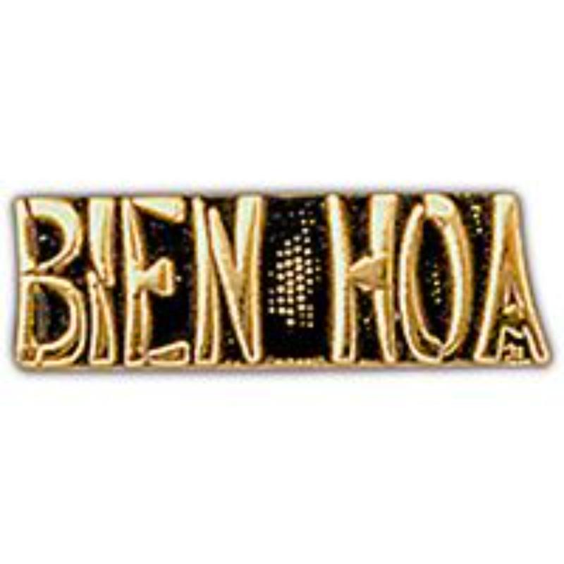P15183 Pin - Vietnam, Script Bien HOA - 1 in.