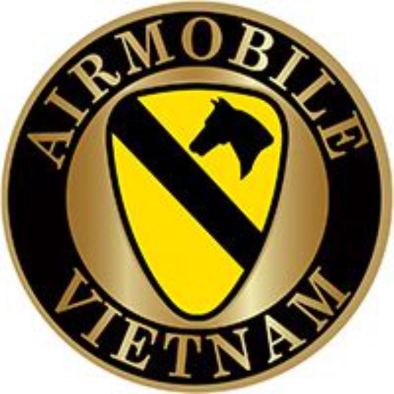 P15150 Pin - Vietnam, 1st Cav Airmobile - 1 in.