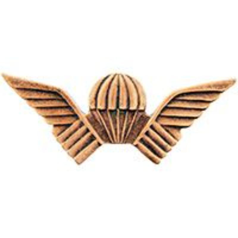 P40037 Wing Pin - Rhodesia, Jump - 2.5 in.