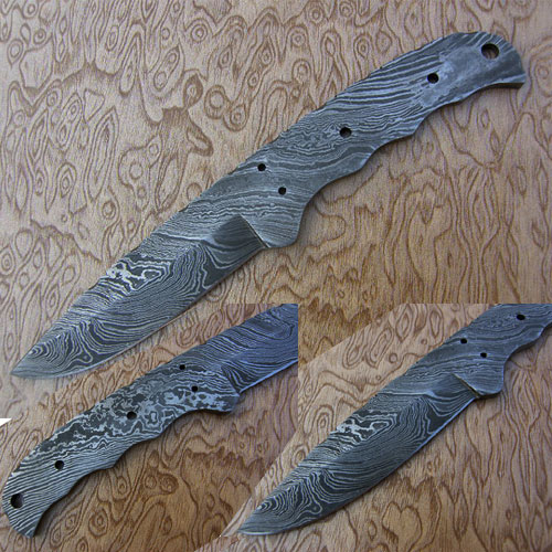 DM-2125 Custom Made Damascus Hunting Knife
