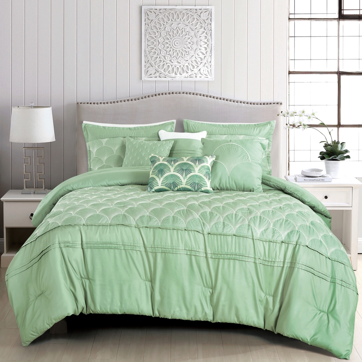 J22330VQ Harlow Luxury Comforter Set, Green - Queen Size - 7 Piece