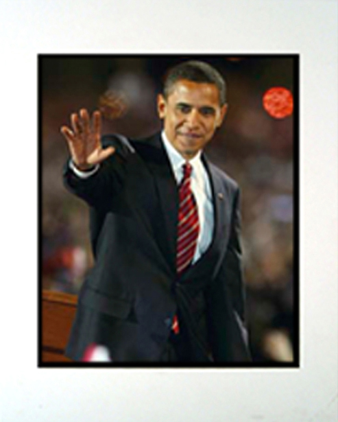 Picture of Encore Select m2-KN23708 Barack Obama Waving Photograph in a Mat - 11 x 14 in.