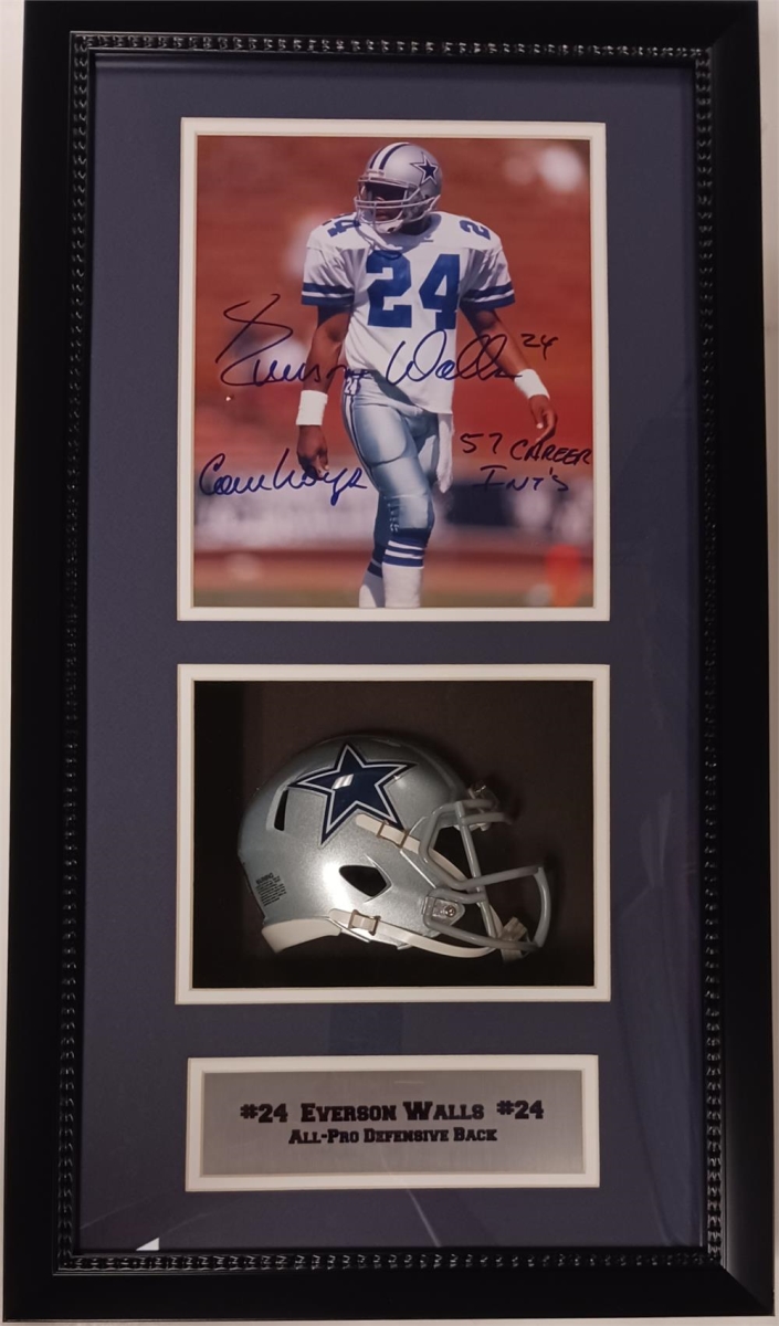 153-43 Autographed mini helmet shadow box everson walls dallas cowboys