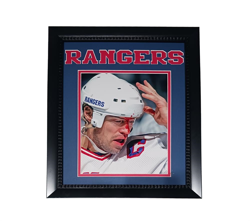 162-55   York - Hockey Mark Messier 11x14 Frame
