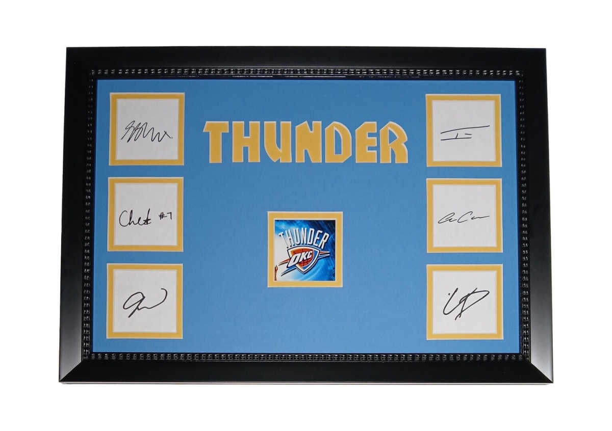 172-00 Oklahoma City Basketball team - replica auto 12x18 Frame