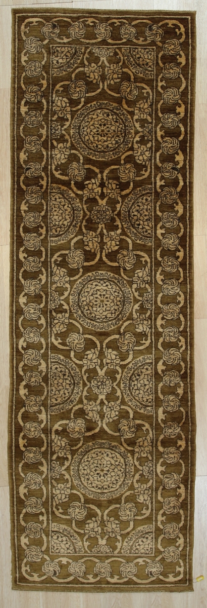 FA7045BN3X10 3 x 10 ft. Turkish Knot Transitional Area Rug, Brown