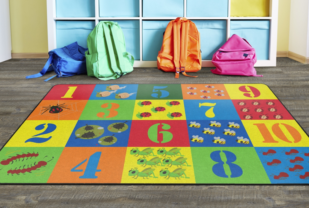 FE277-32A Counting Critters Prim Rectangle Rug - Seats 20 - 6 ft. x 8 ft. 4 in.