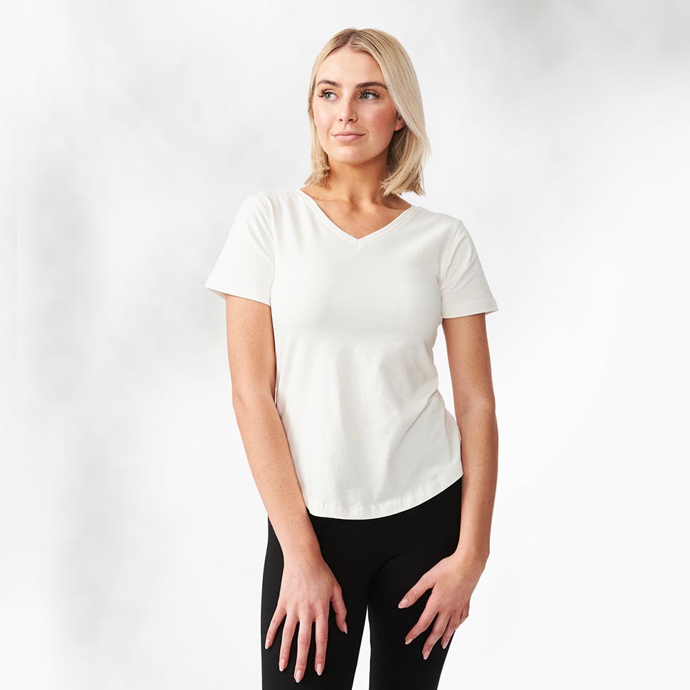 236428 Womens Essentials White Small T-Shirts