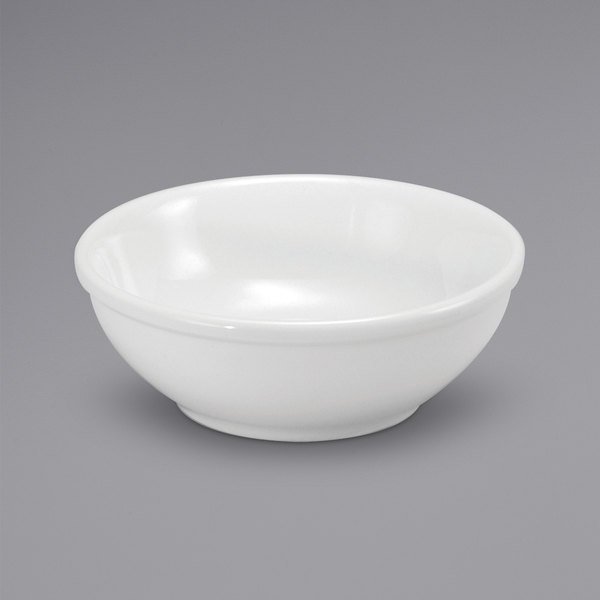 Picture of Buffalo F9010000732 18 oz 6 in. Dia. Rolled Edge Porcelain Nappie Bowl, Bone Cream White