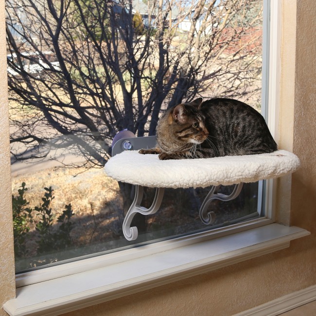Picture of K&H Manufacturing KH9071 Universal Mount Kitty Sill Fleece