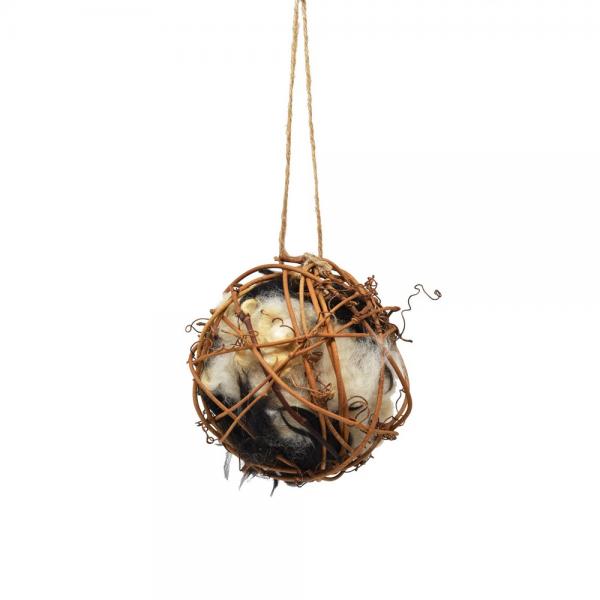 Picture of Distributed by Backyard Essentials BE400 Circle Vine Nesting Ball with Nesting Material