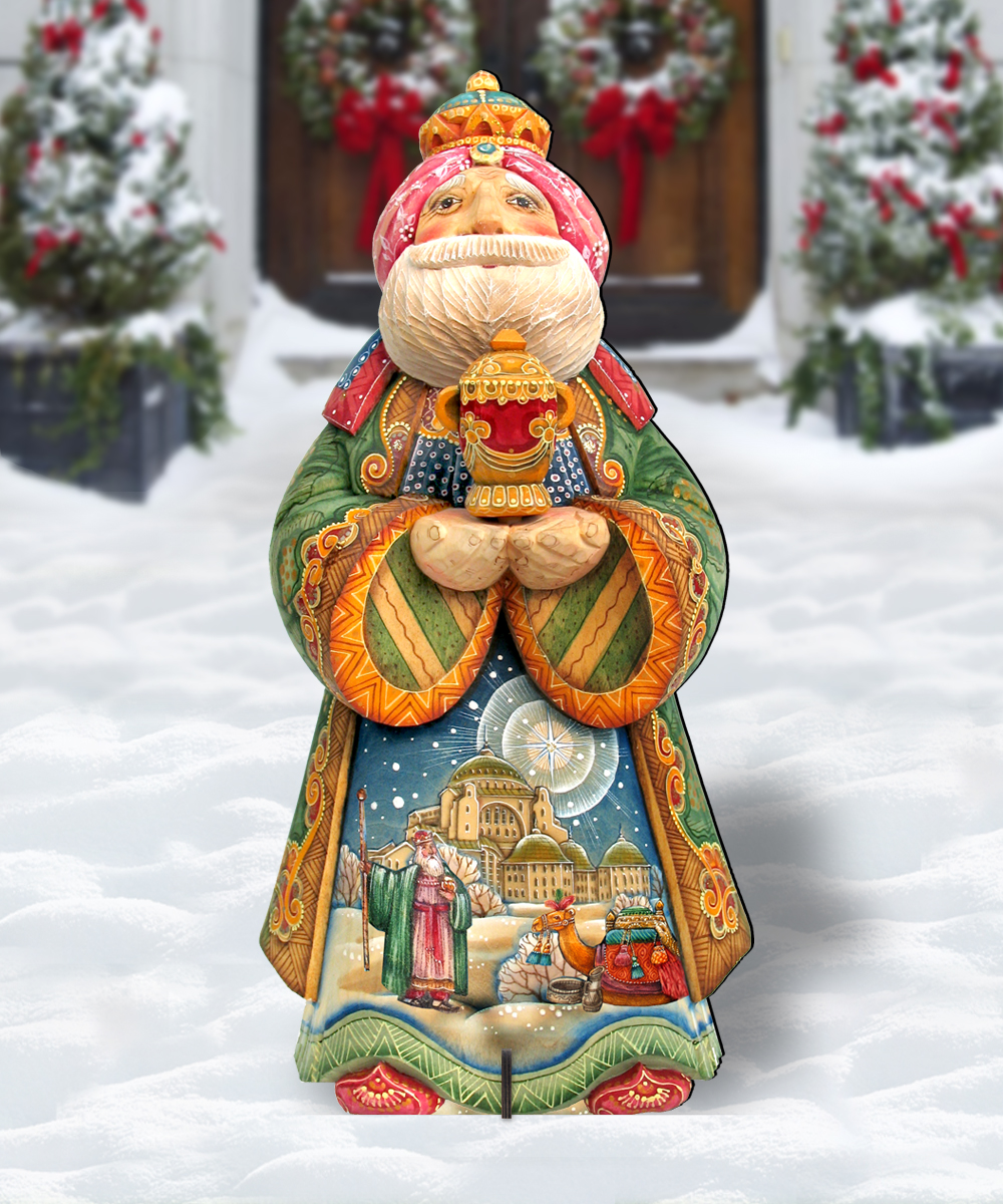 8152651F King Gaspar Wood Free Standing Decor