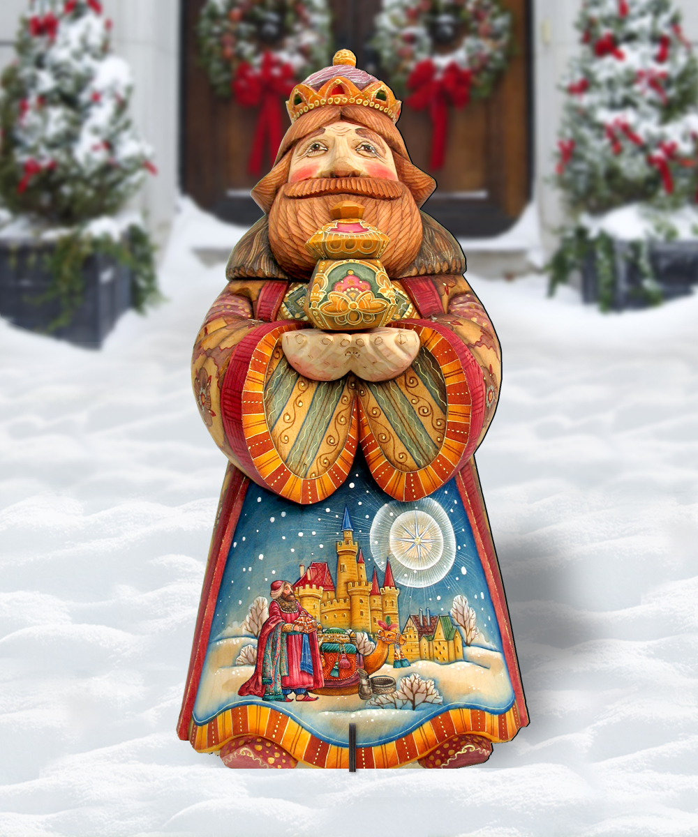 King Melchior Wood Free Standing Decor