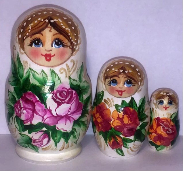 Picture of G.DeBrekht 14751 3 Piece Russian Matryoshka Wooden Stacking Rosehip Nested Dolls