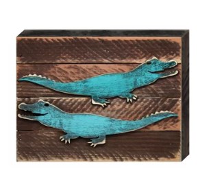 Alligator Art on Board Wall Decor