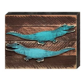 Alligator Art on Board Wall Decor