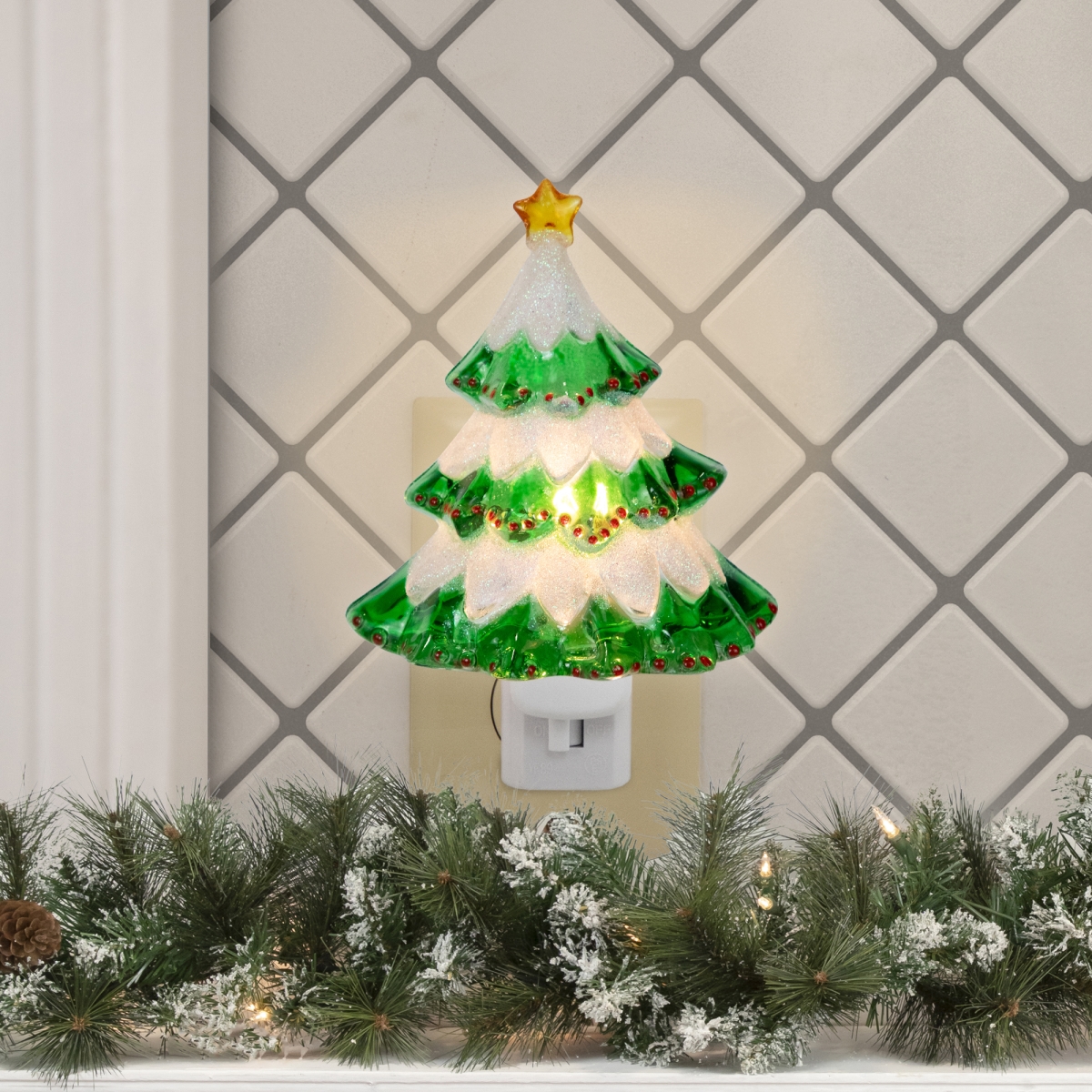 Picture of Northlight 35763792 5.75 in. Glittered Christmas Tree Night Light - Green