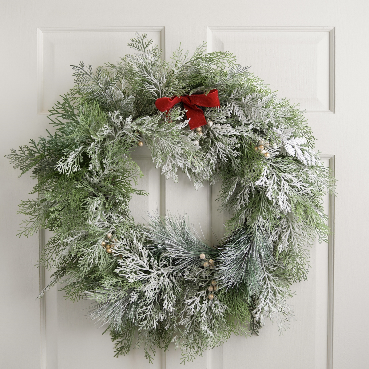 35769351 30 in. Unlit Real Touch Cedar & White Pine Artificial Christmas Wreath