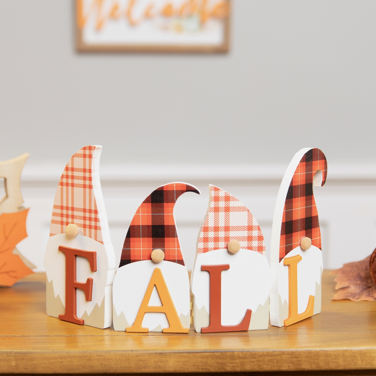 Picture of Northlight 35771130 10 in. Plaid Gnomes Fall Harvest Wooden Sign
