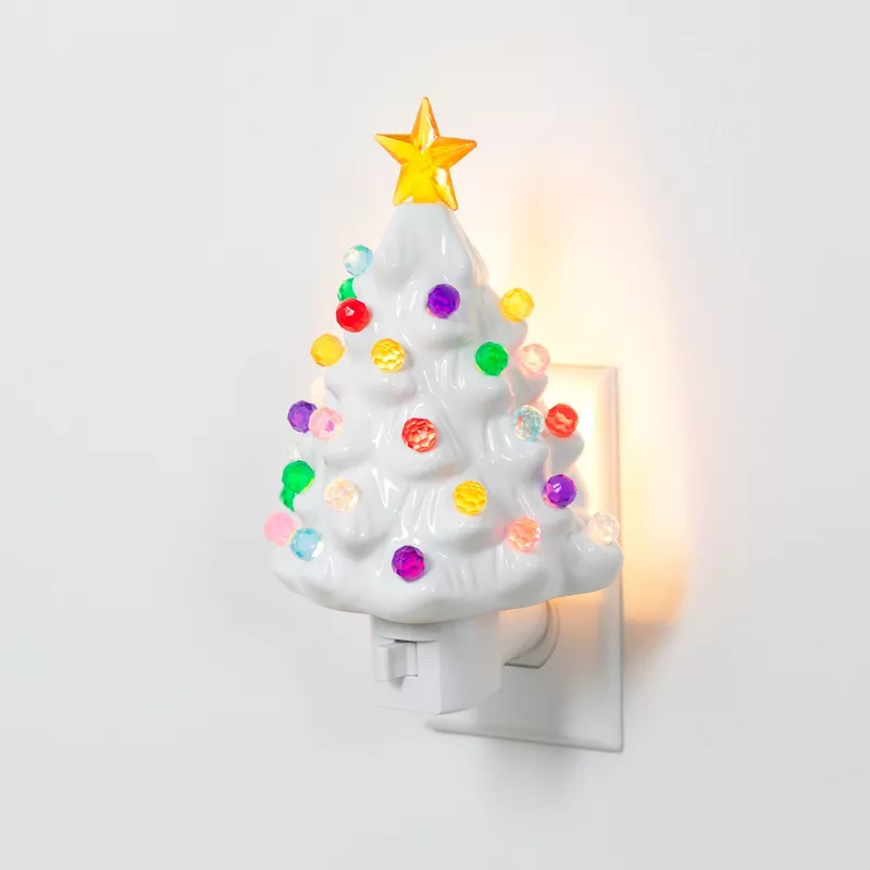35766382 7 in. Retro Tree Ceramic Christmas Night Lights, White