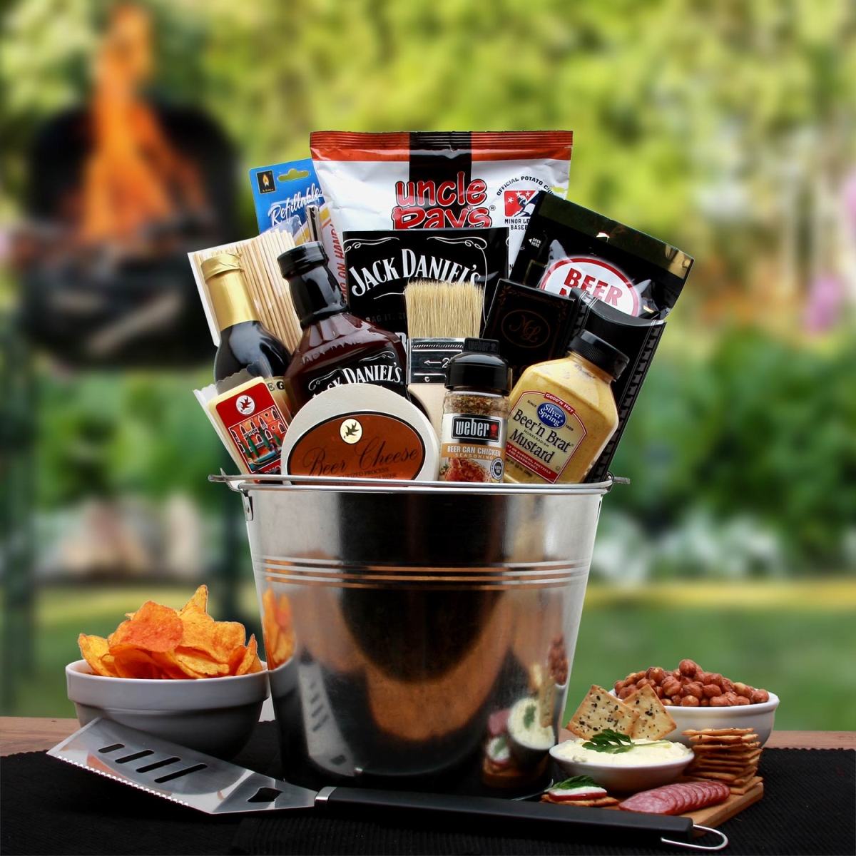 Picture of Gift Basket Associates 820832 BBQ Lovers Gift Pail