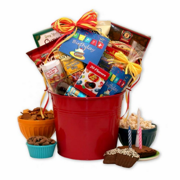 Picture of Gift Basket Drop 860392 Happy Birthday Especially for Him Gift Set