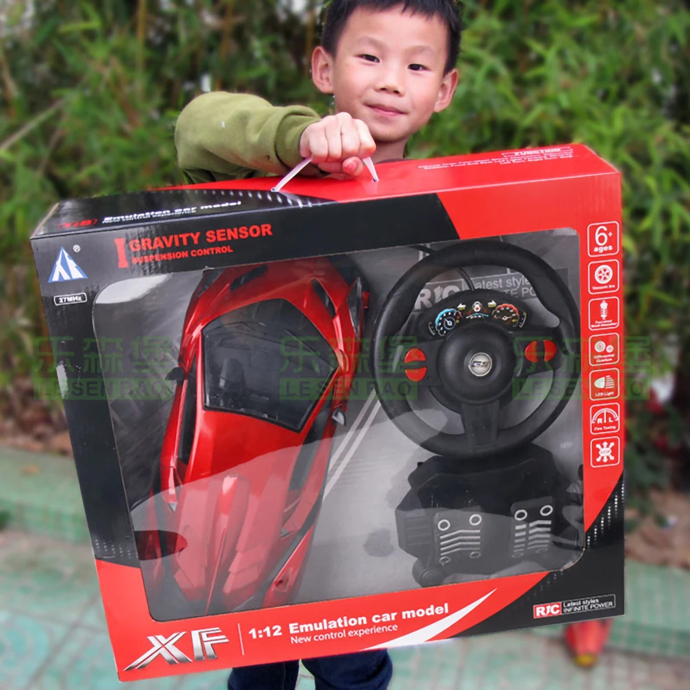 NM60932 Steering Wheel Gravity Remote Control Car with Foot Four-way Charging Remote Control Robot Childrens Toys Racing Car