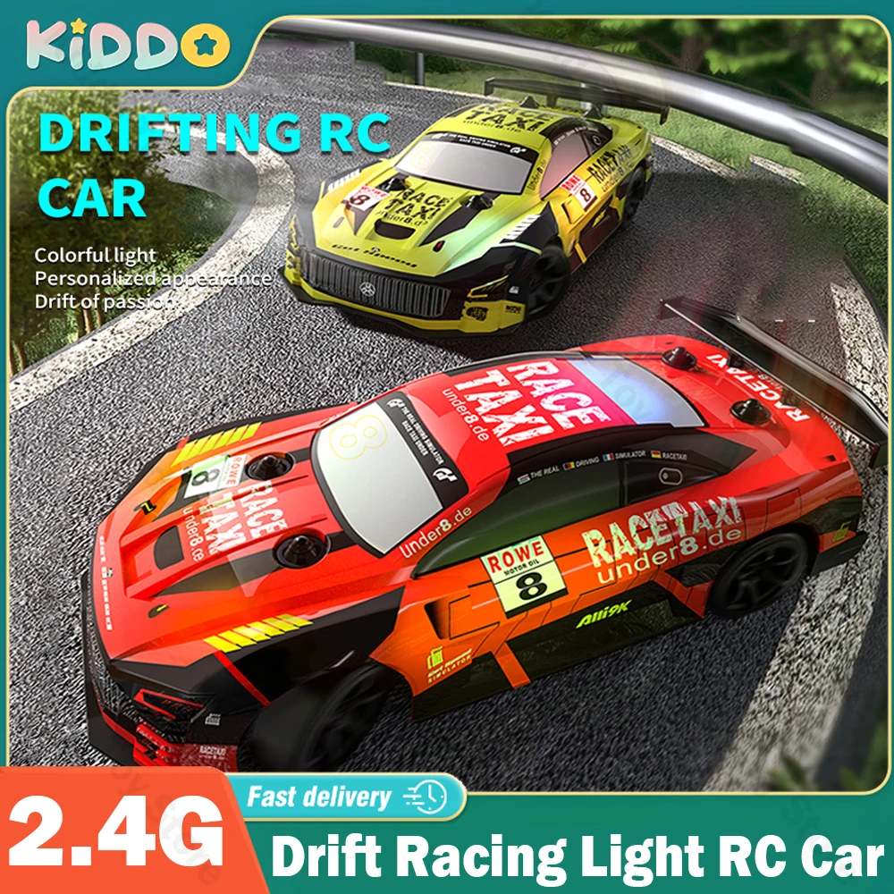 NM58476 Car Drift Racing 2.4G 30km-H Light Model High Speed Off Road Radio Remote Controlled Car Toy for Children Christmas Gifts - Red & Green