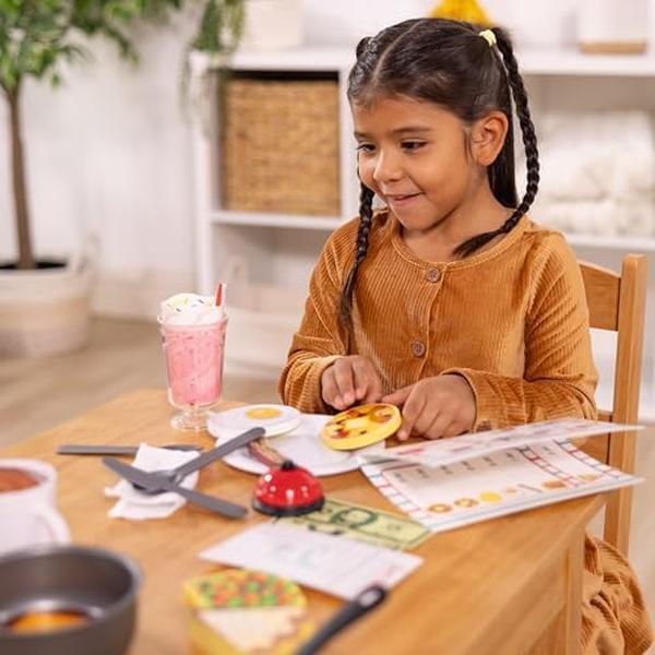 Doug Star Diner Restaurant Play Set - 41 Piece