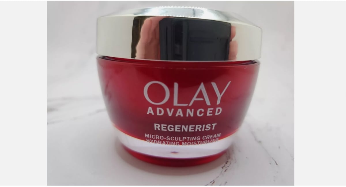 IS18  Advanced Regenerist Micro-Sculpting Cream Anti Aging Moisturizer 1.7oz -  Olay