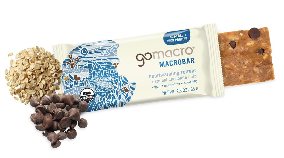 Picture of Gomacro 241820 2.3 oz Organic Oatmeal &amp; Chocolate Chip Bars