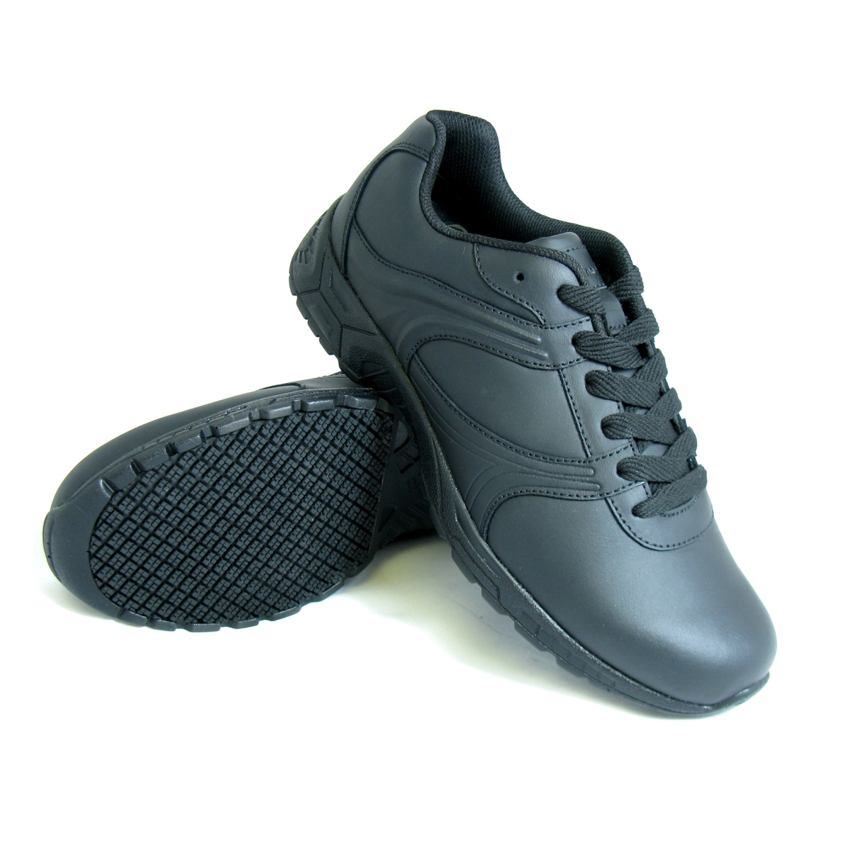 Mens Slip-Resistant Leather Work Shoe, Black - Size 5.5